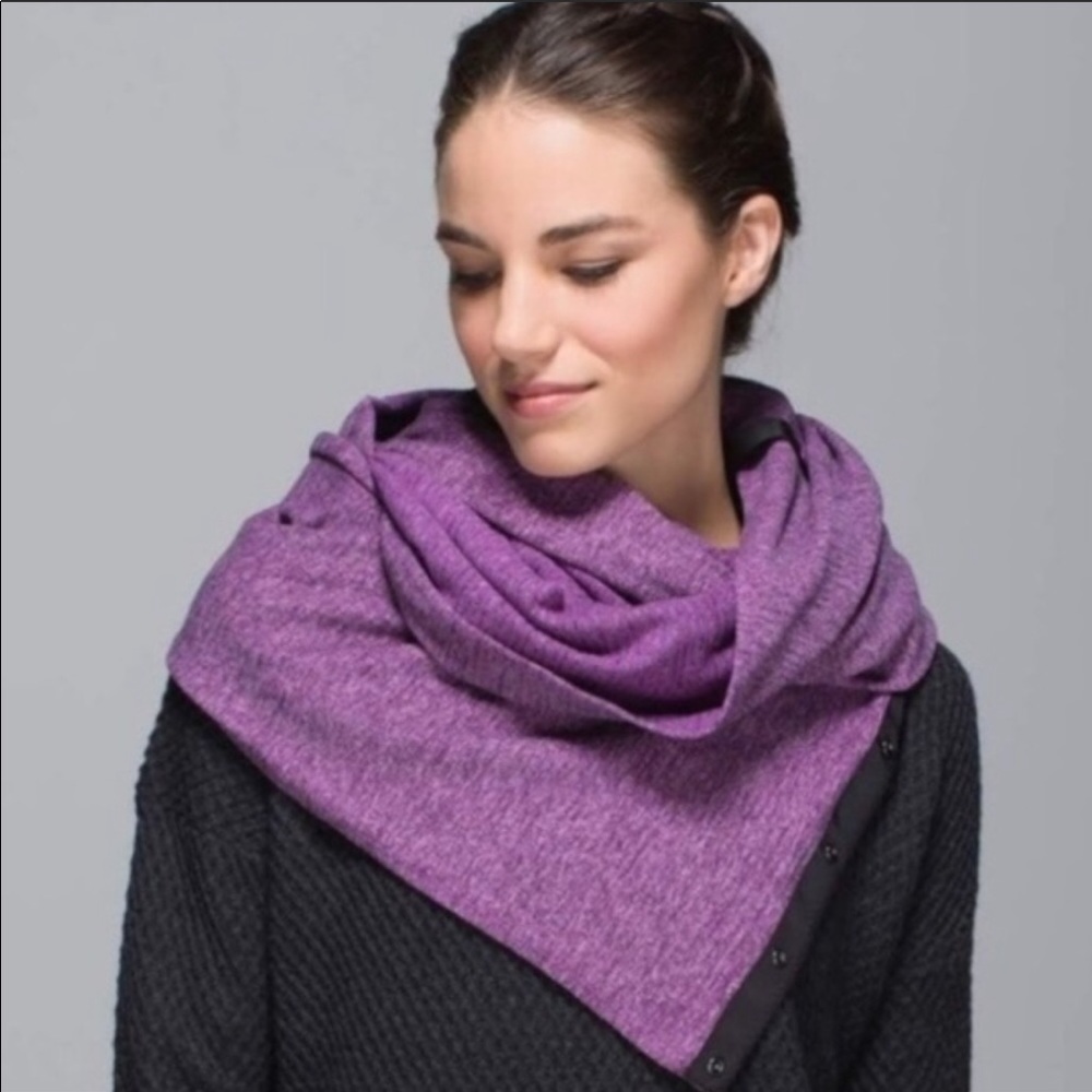 Lululemon vinyasa scarf